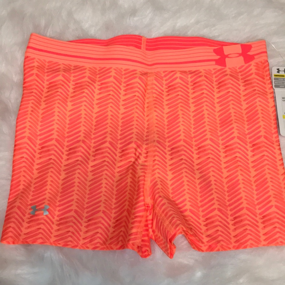 Under Armour Women’s Medium Shorty 3”